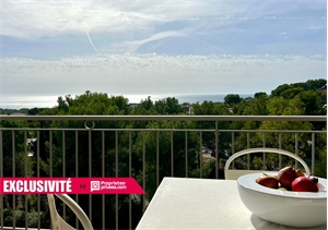 t3 à la vente -   83150  BANDOL, surface 13 m2 vente t3 - UBI442953071